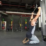 Lat Pulldown Kneeling – An Exercise For Strengthening The Shoulders